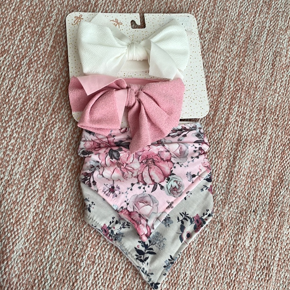 Two pack of bibs and bows brand-new